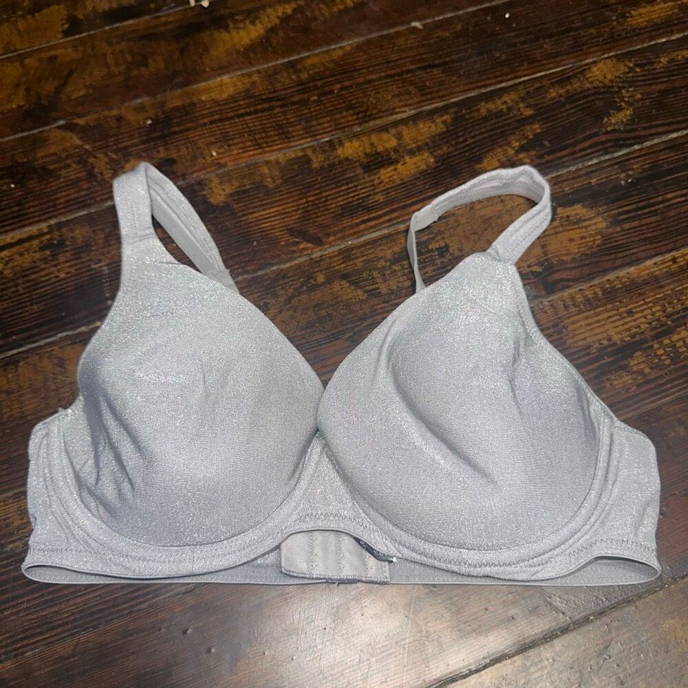 Victoria’s Secret Body shimmery gray Mermaidcore 36C bra